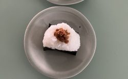 豆のちから発酵うま味噌を使った「豆のちからおむすび」