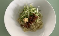 豆のちからジャージャーめん