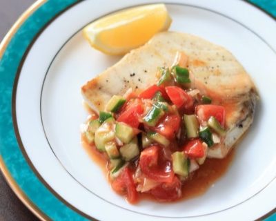 白身魚のピリ辛野菜たっぷりソース